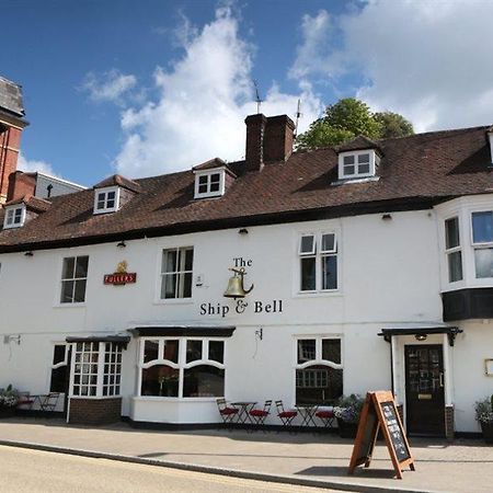 Ship And Bell Hotel Horndean Exterior photo